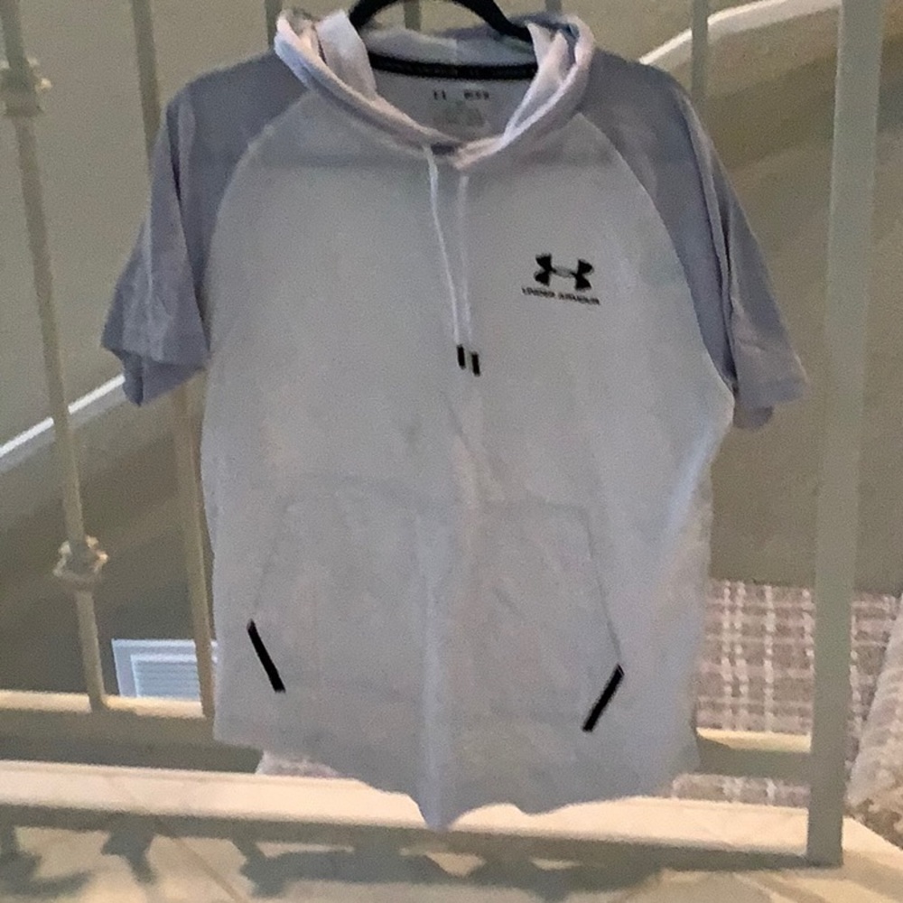 Mens Under Armour Shirt